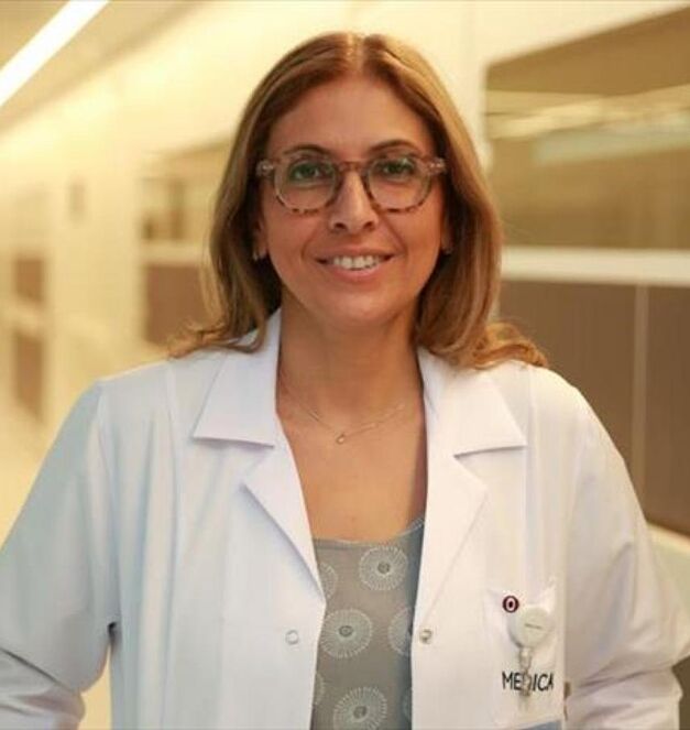 Γιατρός ρευματολόγος Μαρία Papeoglu